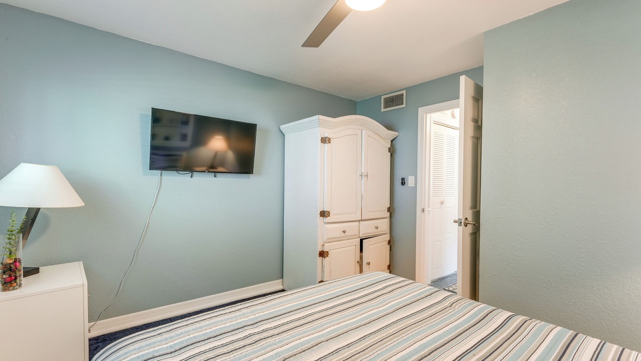 Photo of Bedroom in Tavares