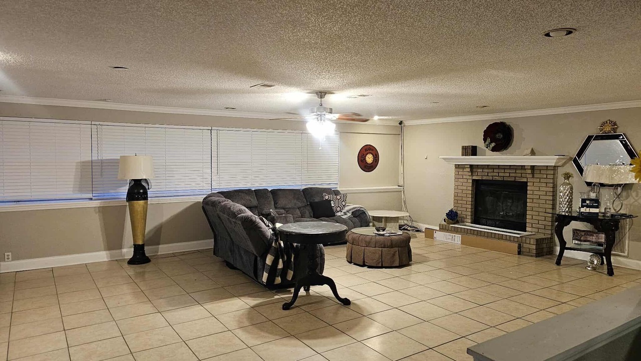 Photo of Livingroom in Riverview