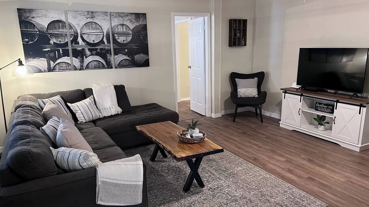 Photo of Livingroom in Webster