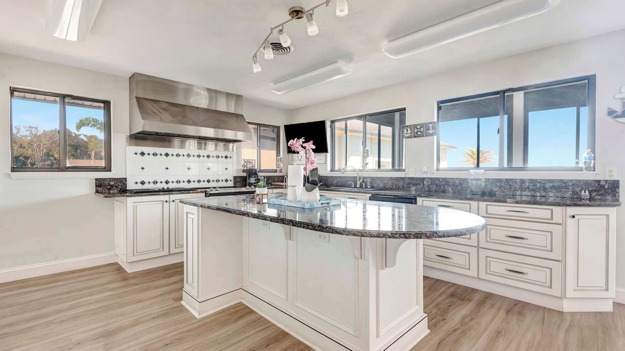 Photo of Kitchen in South Daytona
