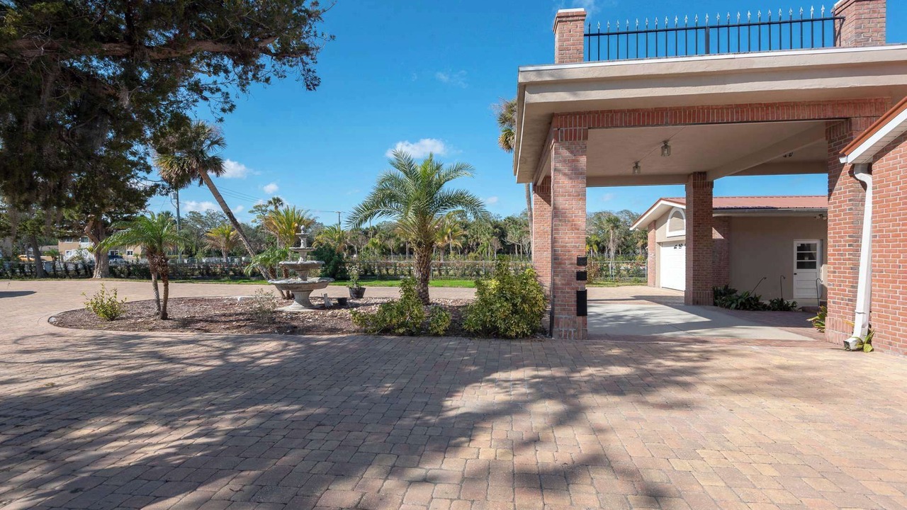 Photo of Outdoor in South Daytona