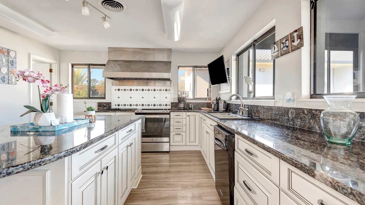 Photo of Kitchen in South Daytona