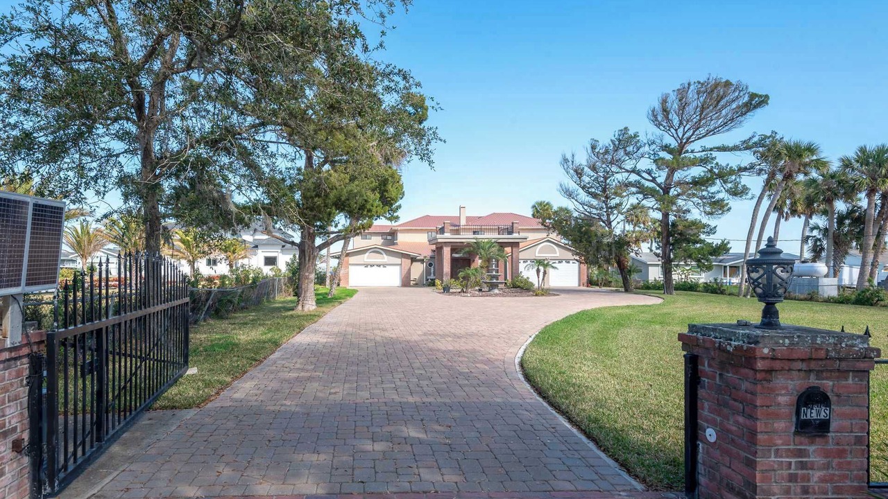 Photo of Outdoor in South Daytona