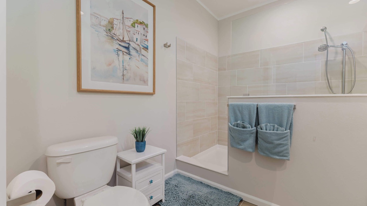 Photo of Bathroom in Truckland