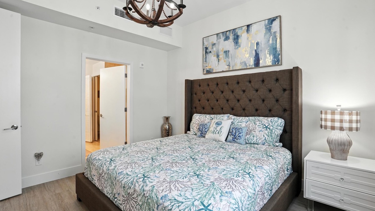 Photo of Bedroom in Beachwalk Isles