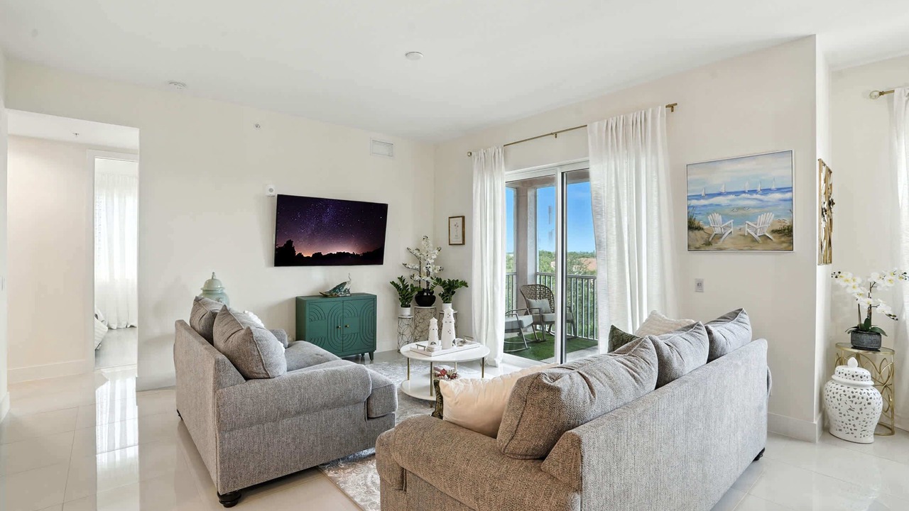 Photo of Livingroom in Beachwalk Isles