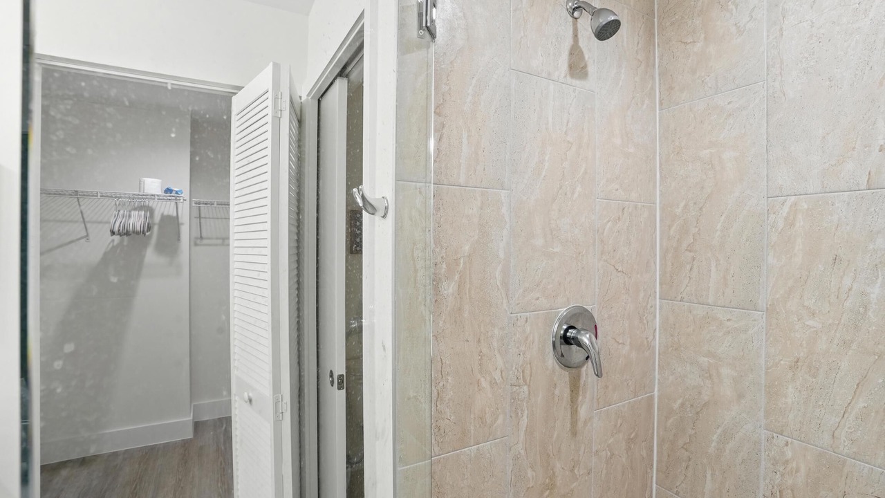 Photo of Bathroom in Beachwalk Isles