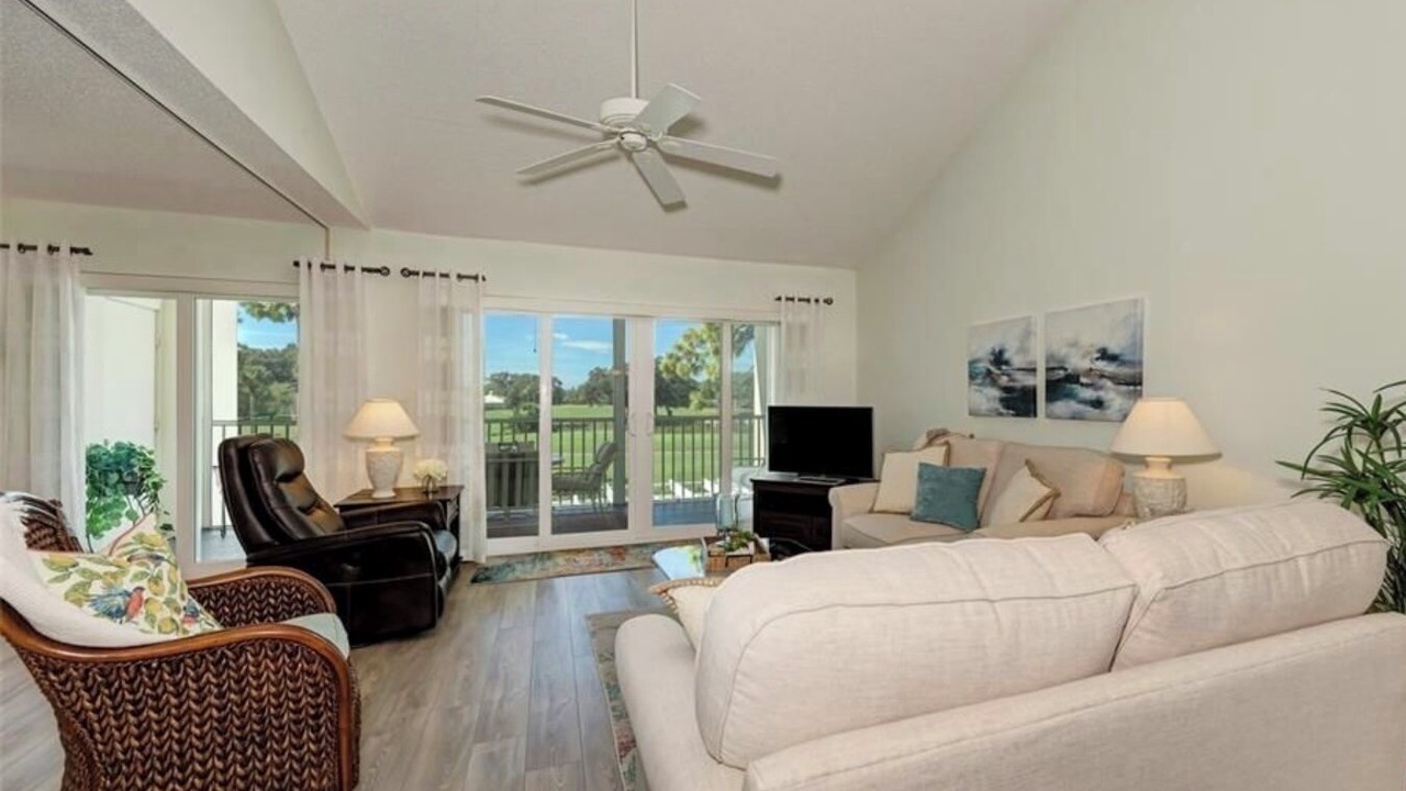 Photo of Livingroom in Plantation