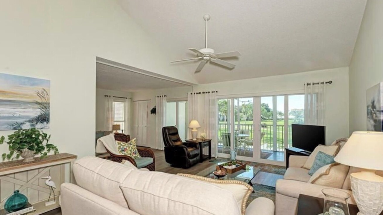 Photo of Livingroom in Plantation