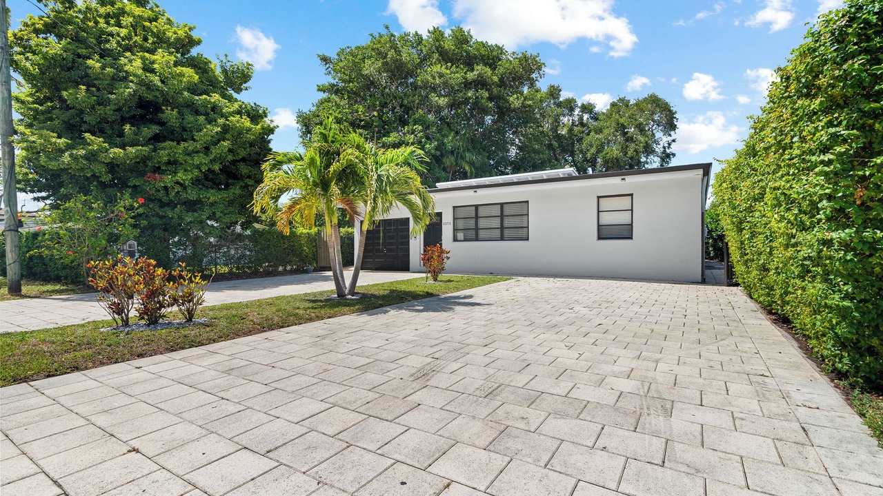 Photo of Outdoor in Coral Terrace