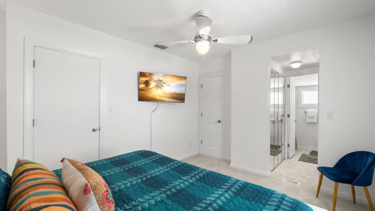 Photo of Bedroom in Historic Hyde Park North