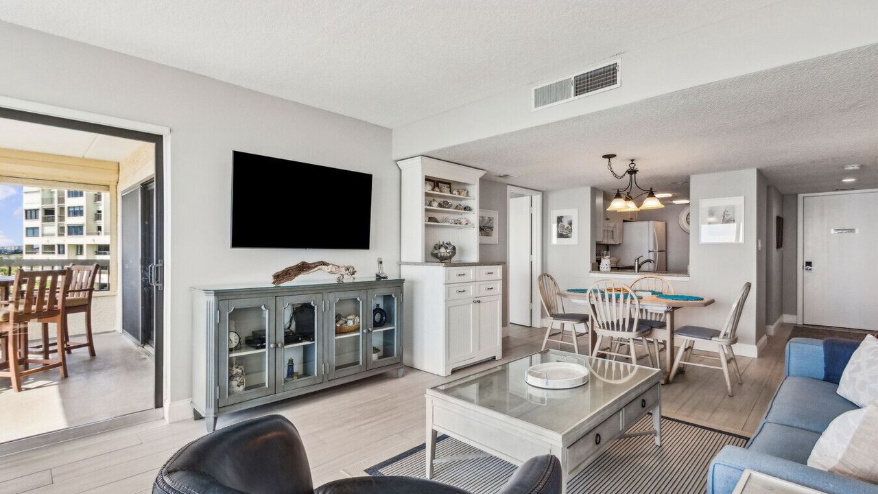 Photo of Livingroom in Amelia City