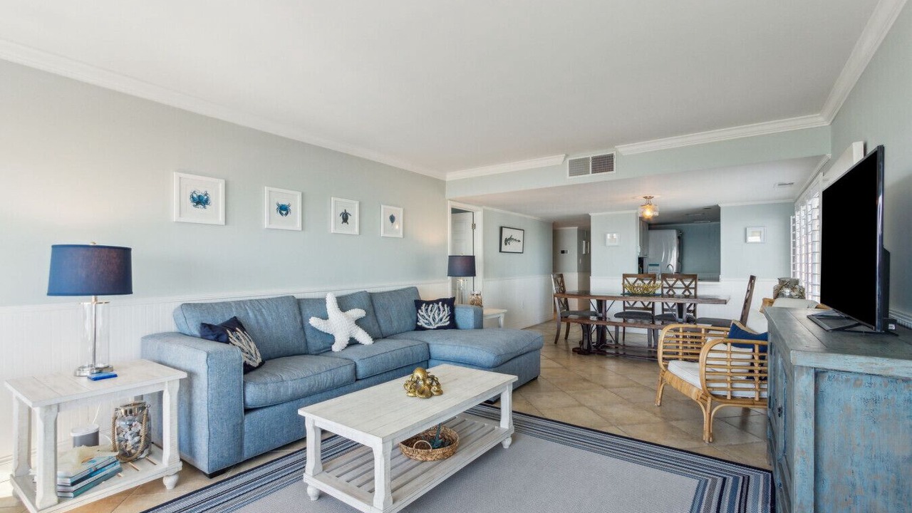 Photo of Livingroom in Amelia City