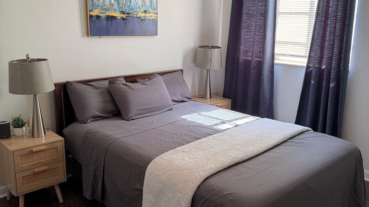 Photo of Bedroom in Murray Hill