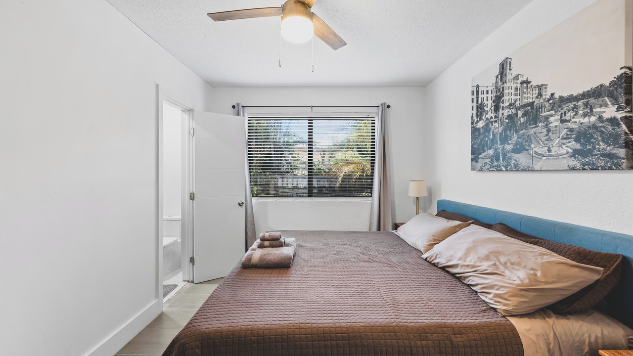 Photo of Bedroom in Royal Poinciana