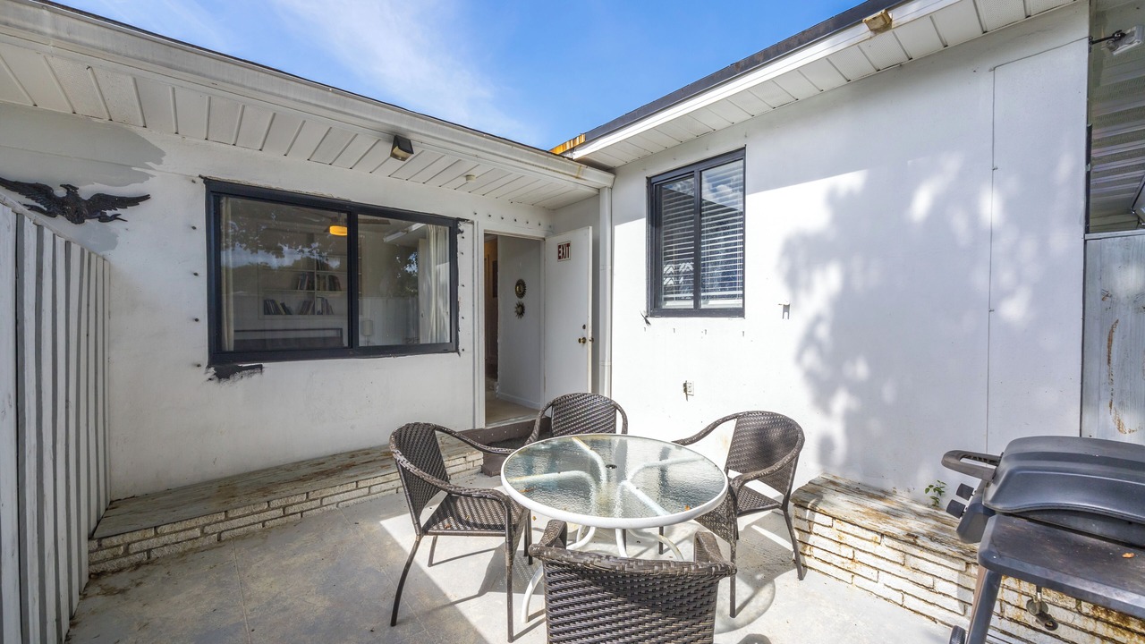 Photo of Outdoor in Royal Poinciana
