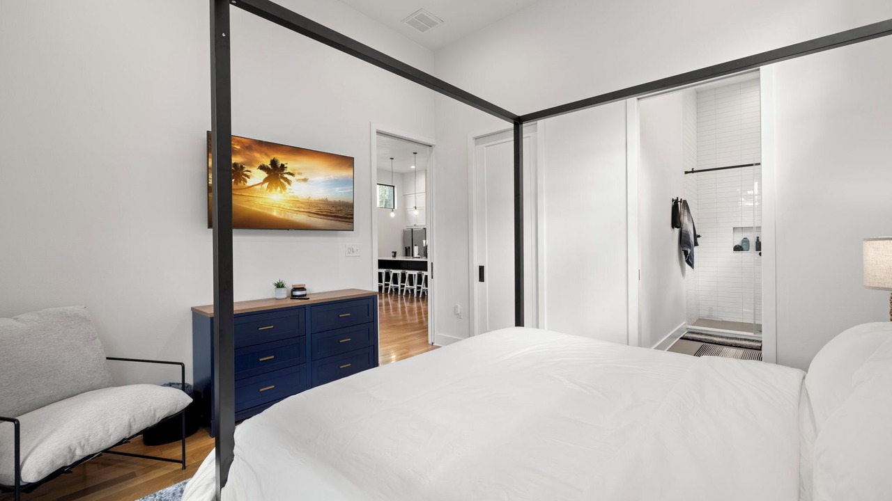 Photo of Bedroom in Historic Uptown