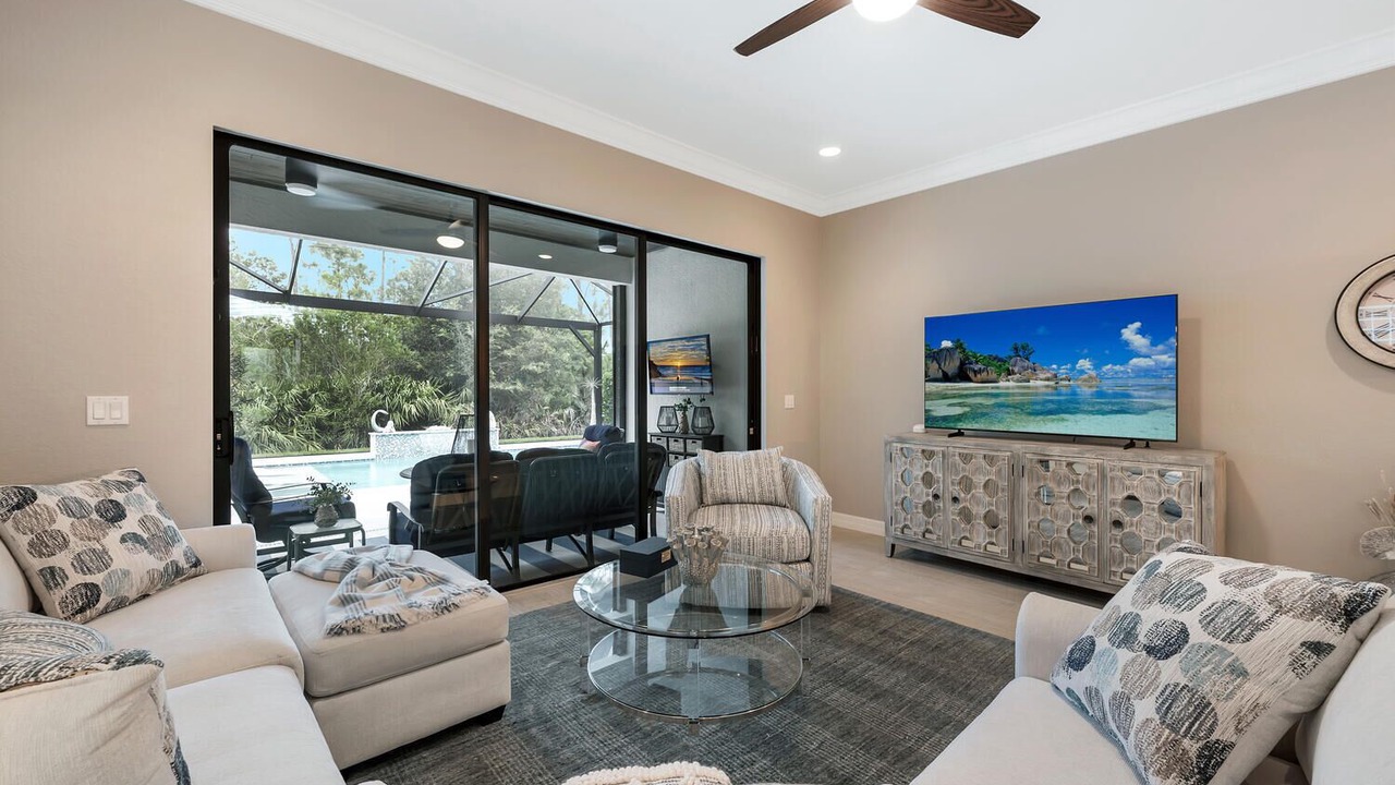 Photo of Livingroom in Naples