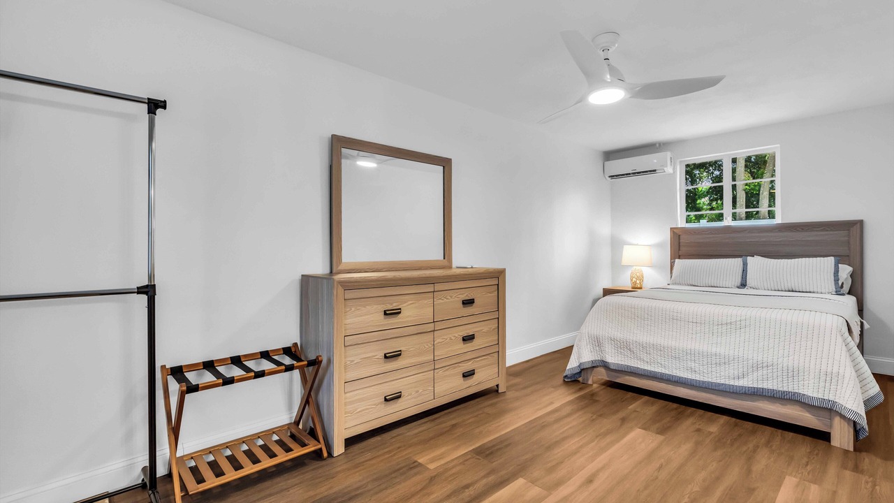 Photo of Bedroom in River District