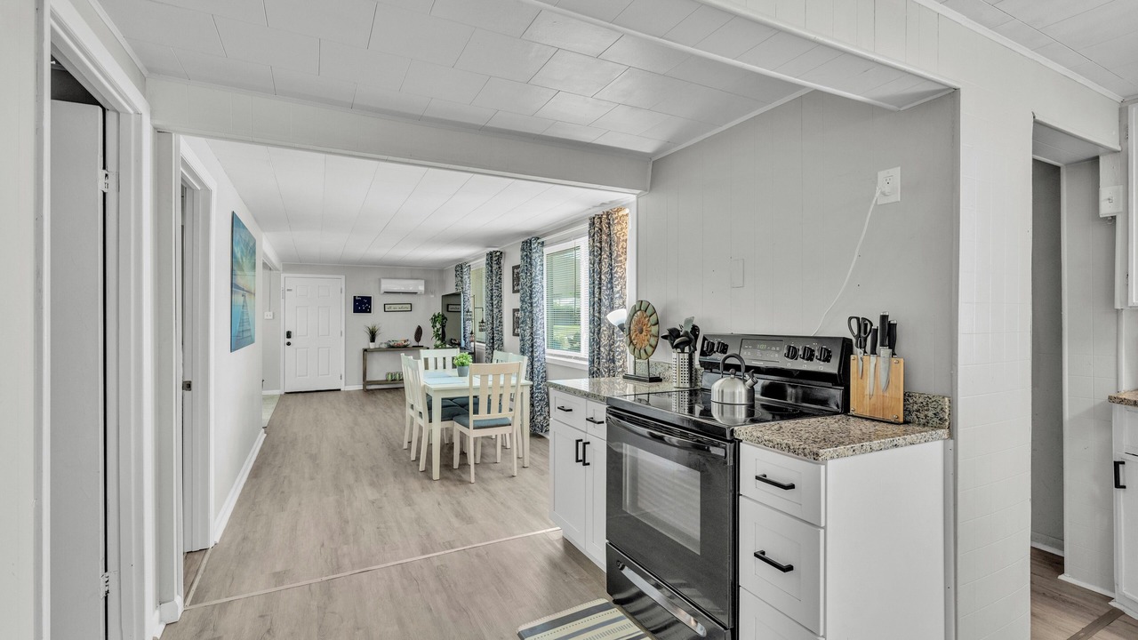 Photo of Kitchen in Auburndale