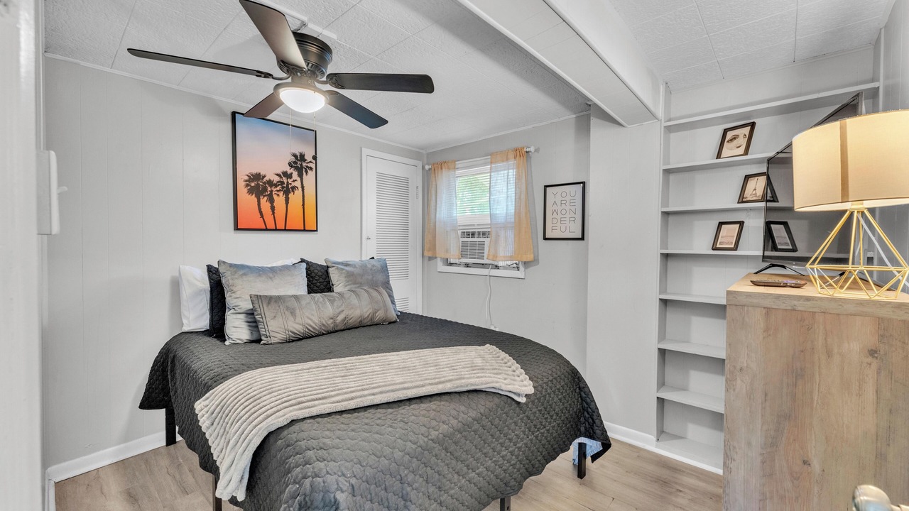 Photo of Bedroom in Auburndale