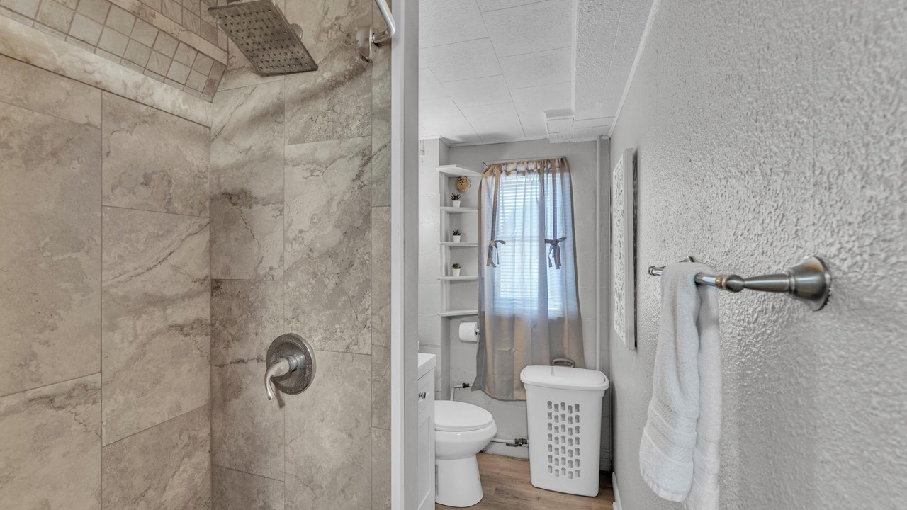 Photo of Bathroom in Auburndale