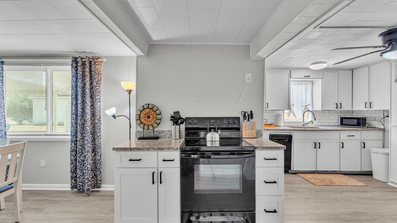 Photo of Kitchen in Auburndale