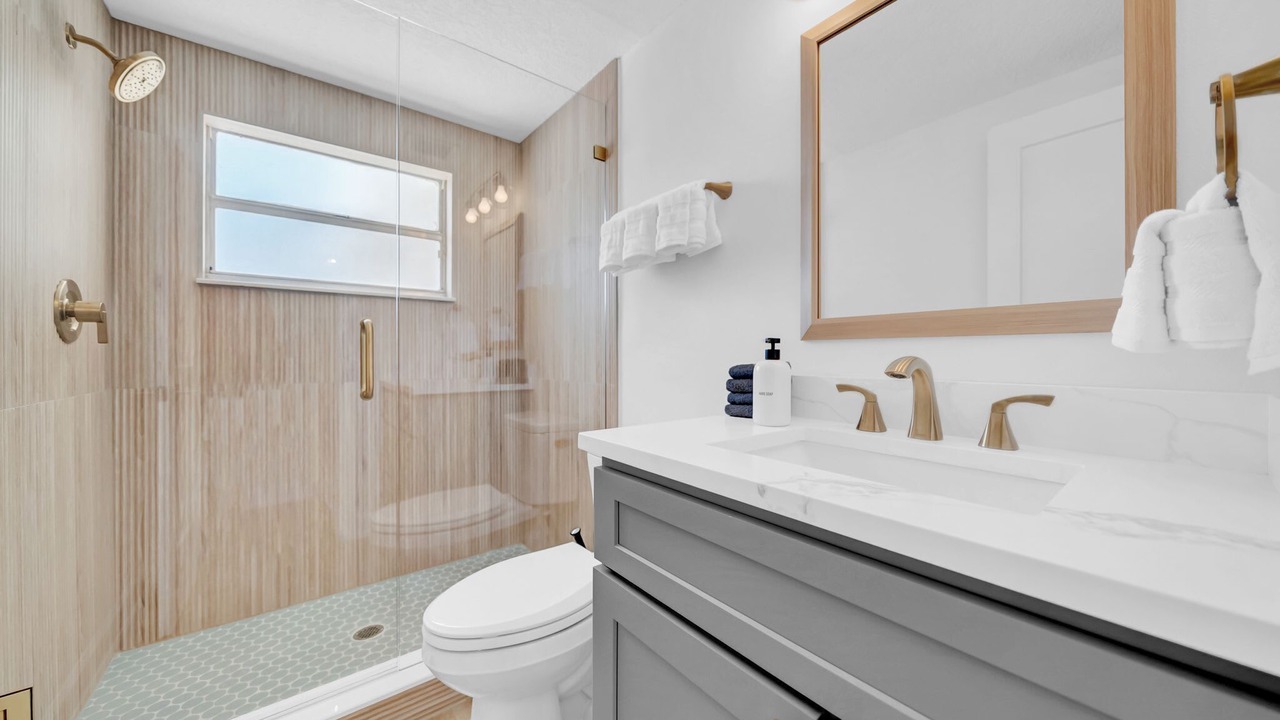 Photo of Bathroom in Bay Crest Park
