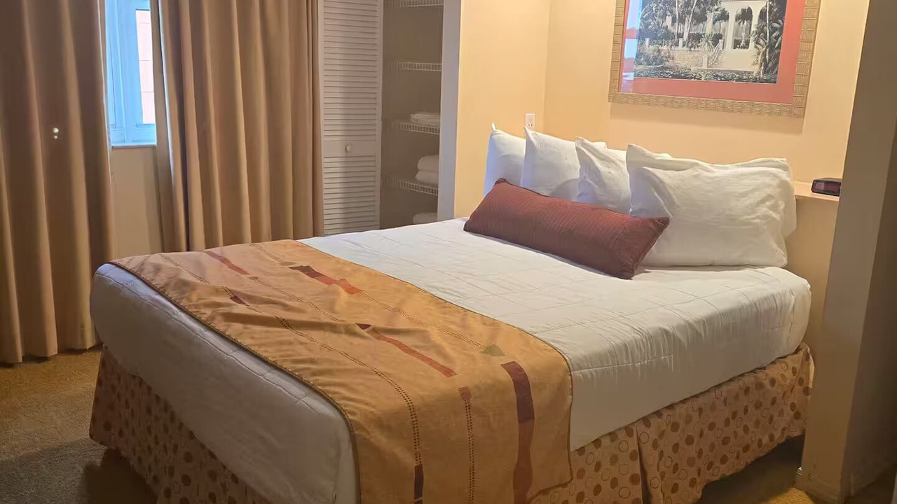 Photo of Bedroom in Weston