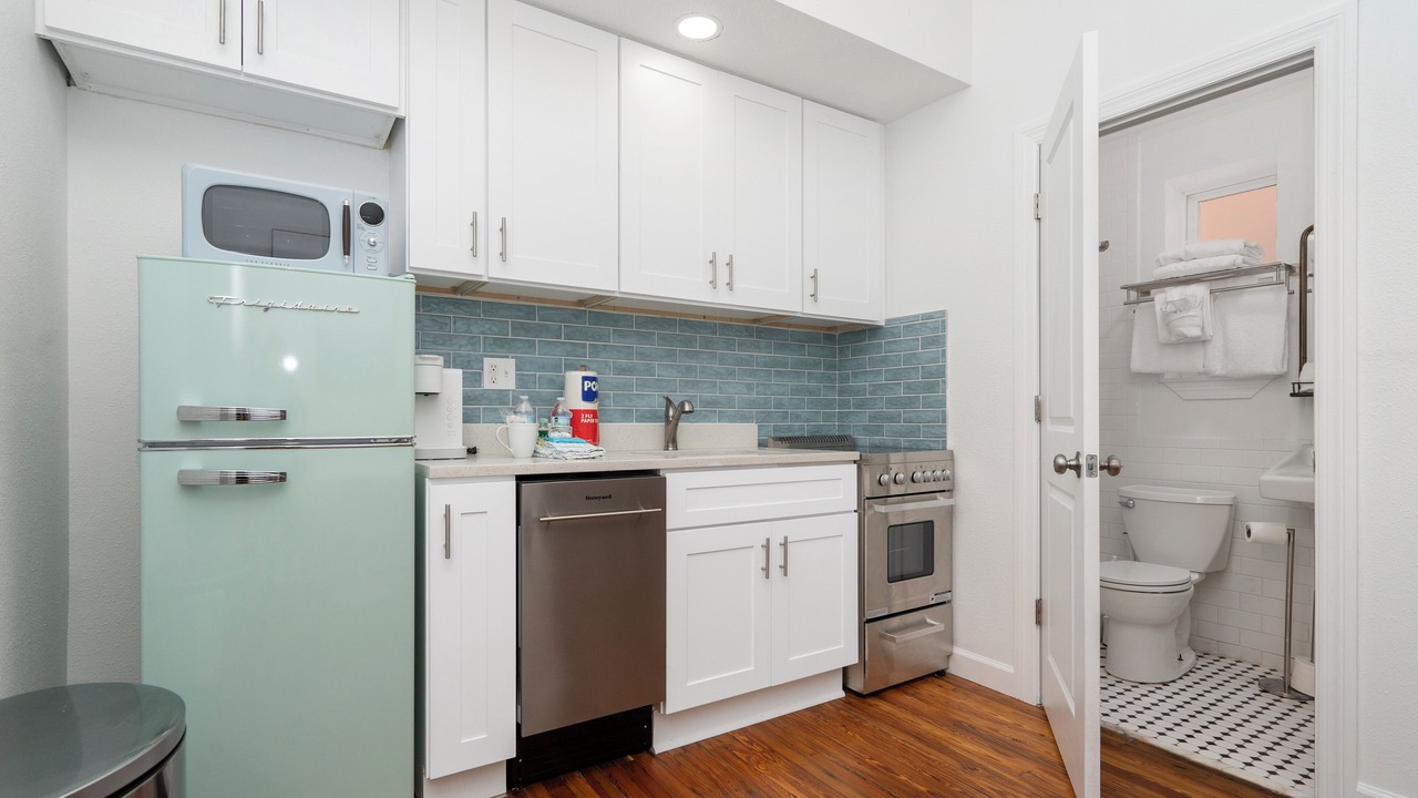Photo of Kitchen in Pass-a-Grille Historic District