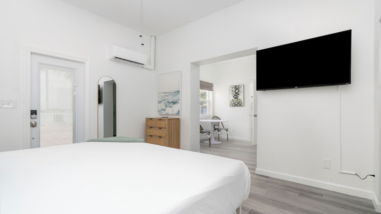 Photo of Bedroom in Pass-a-Grille Historic District