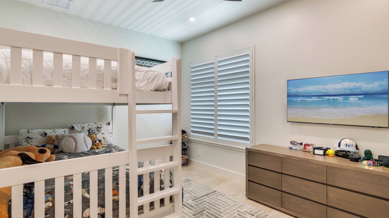 Photo of Bedroom in Connors