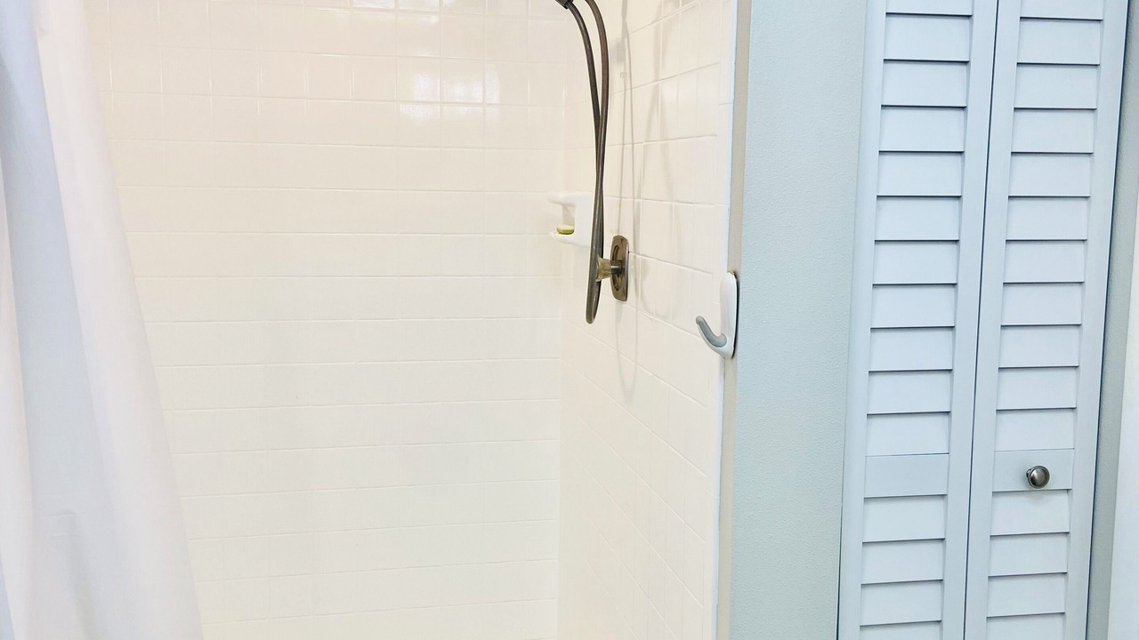 Photo of Bathroom in Fairway Springs