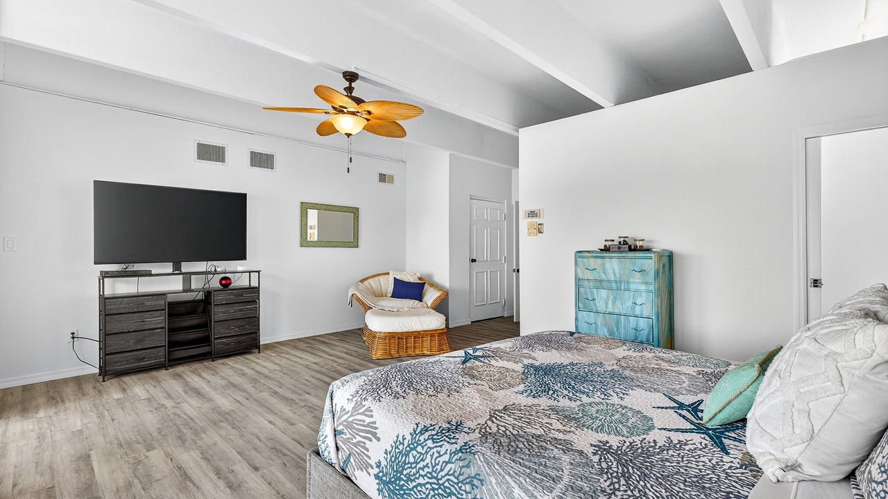 Photo of Bedroom in Redington Beach