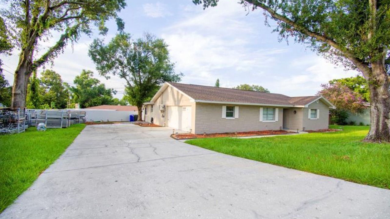 Photo of Outdoor in Lakeland