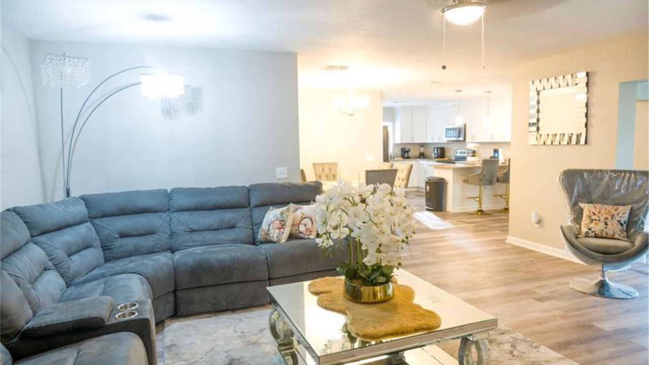 Photo of Livingroom in Lakeland