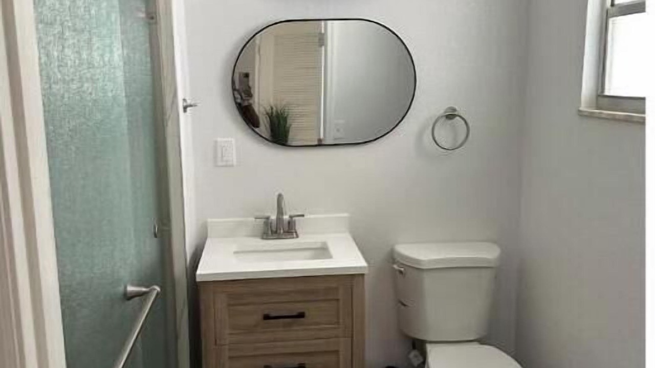Photo of Bathroom in Lakewood Park