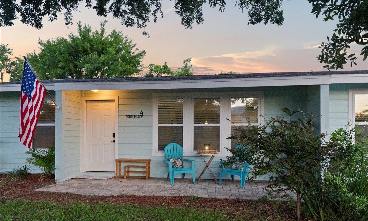 Photo of Outdoor in Dolphin's Cove