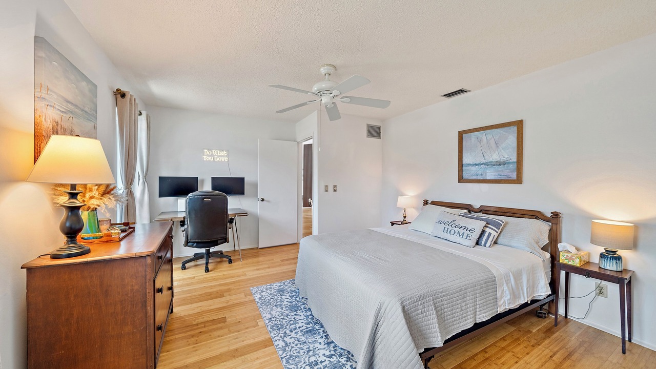 Photo of Bedroom in Braden River