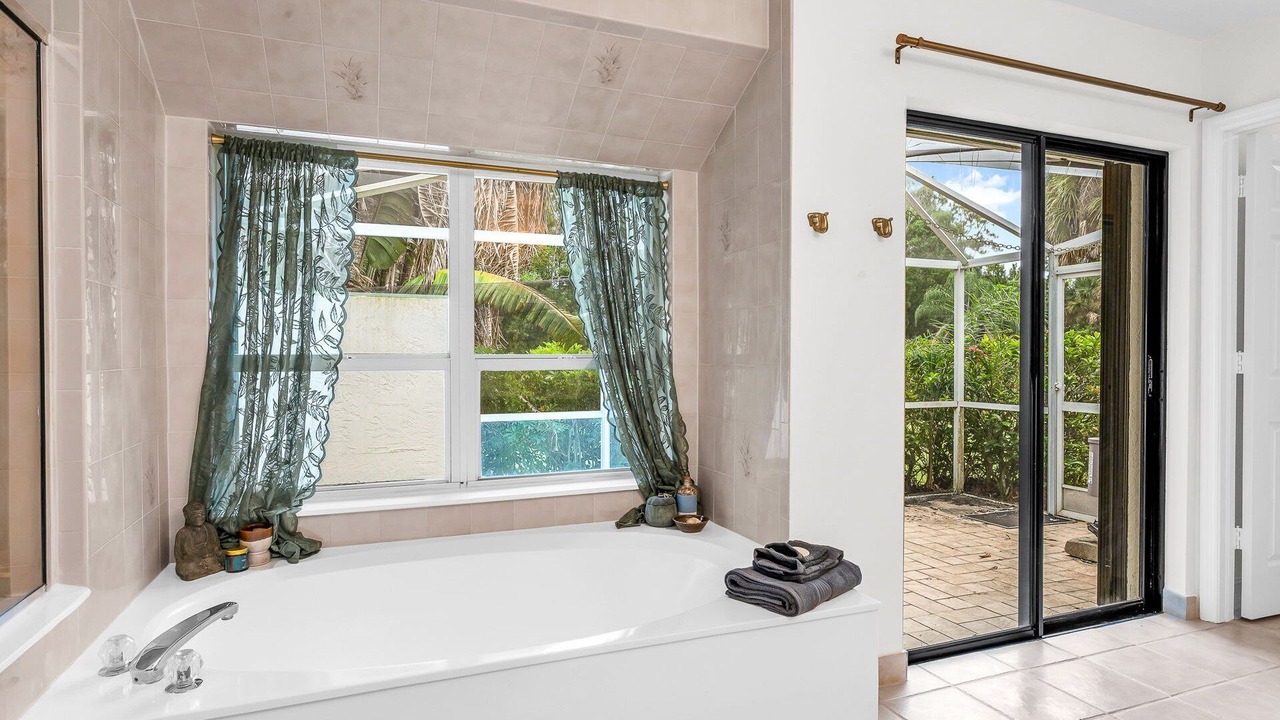 Photo of Bathroom in Jupiter Farms