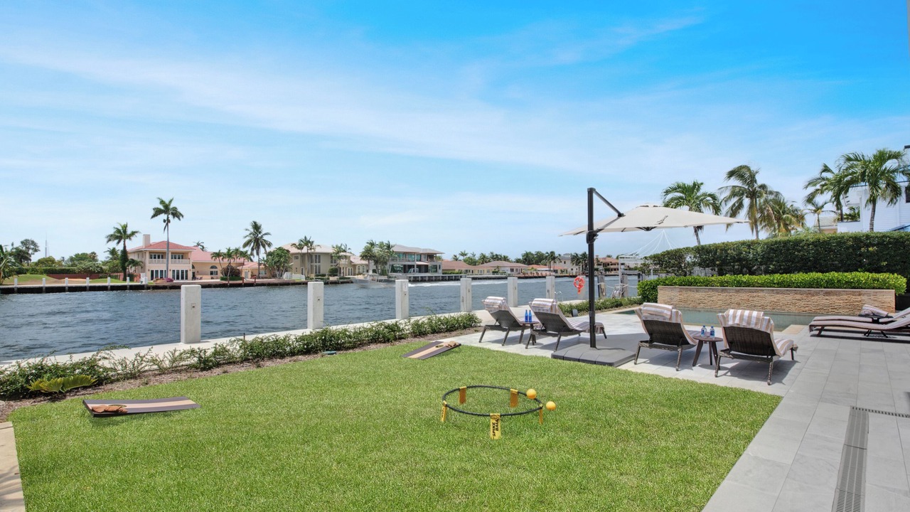 Photo of Patio Balcony in Lauderdale-by-the-Sea