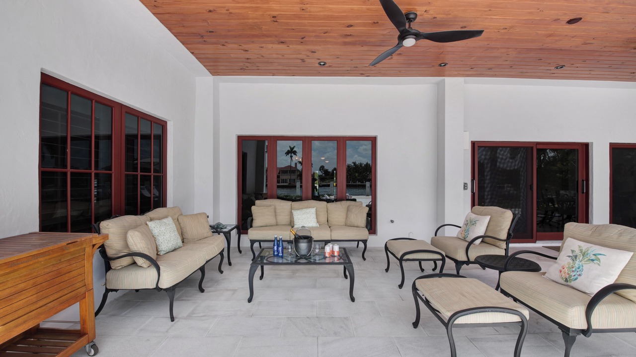 Photo of Patio Balcony in Lauderdale-by-the-Sea