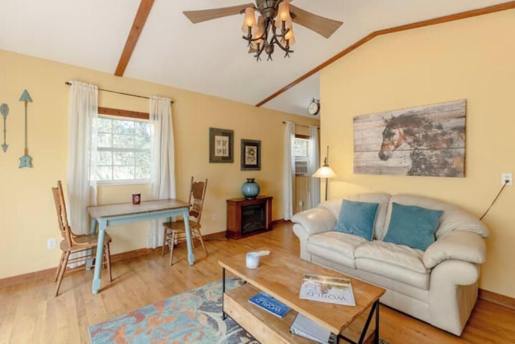 Photo of Livingroom in Morriston
