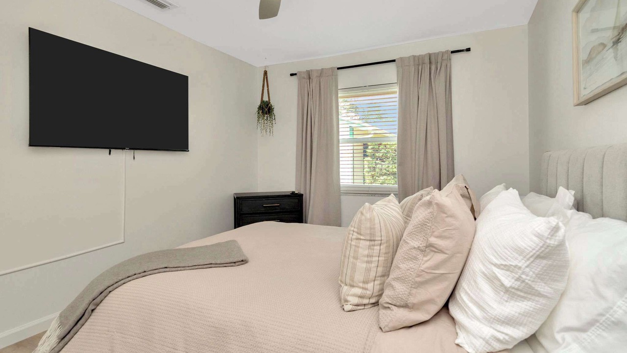 Photo of Bedroom in Carrollwood