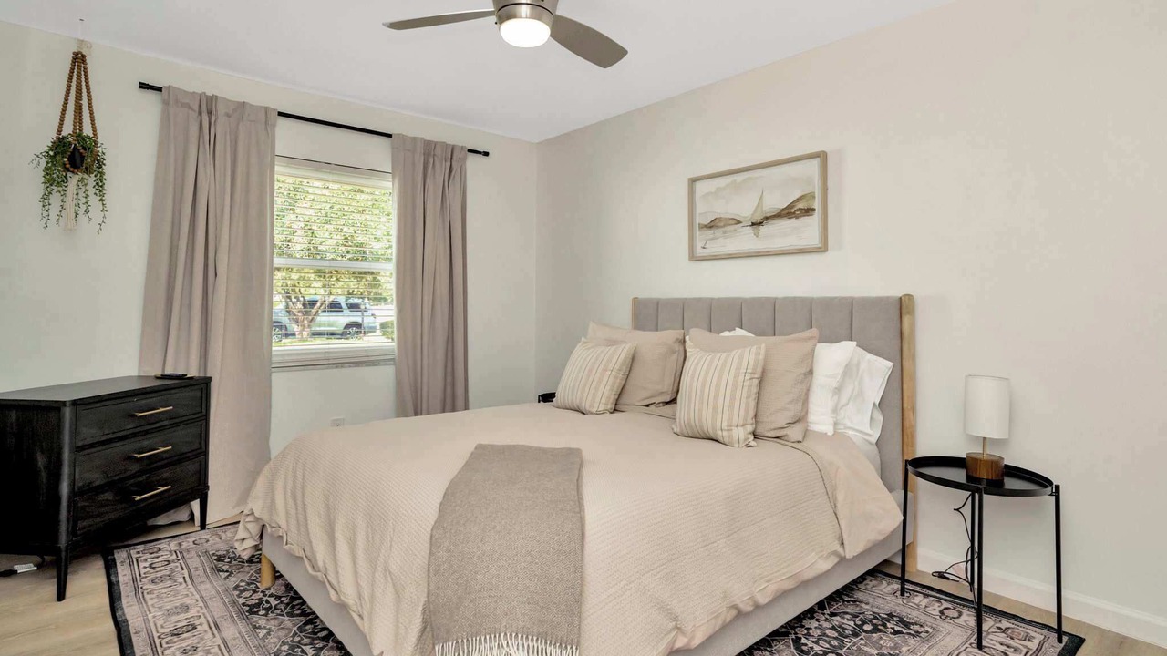 Photo of Bedroom in Carrollwood