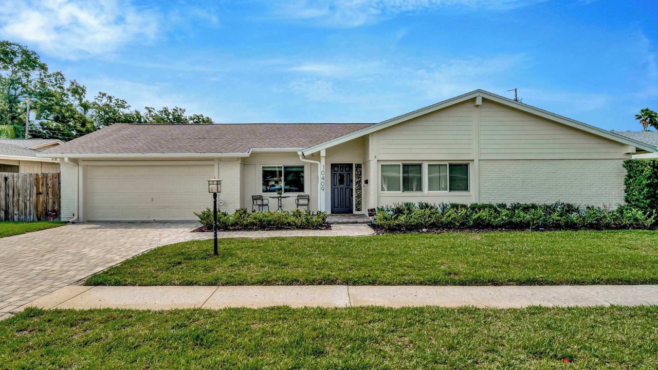 Photo of Outdoor in Carrollwood