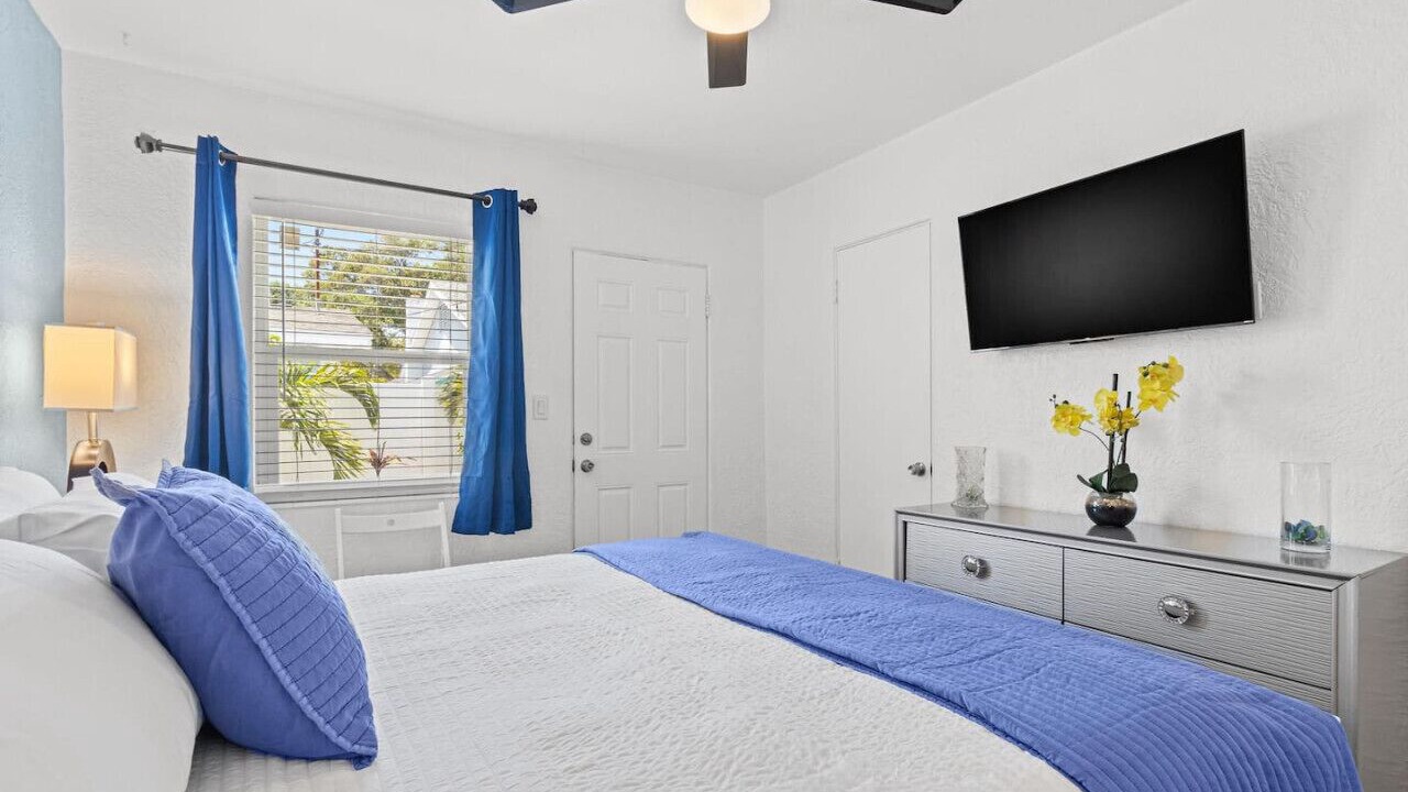 Photo of Bedroom in Madeira Beach