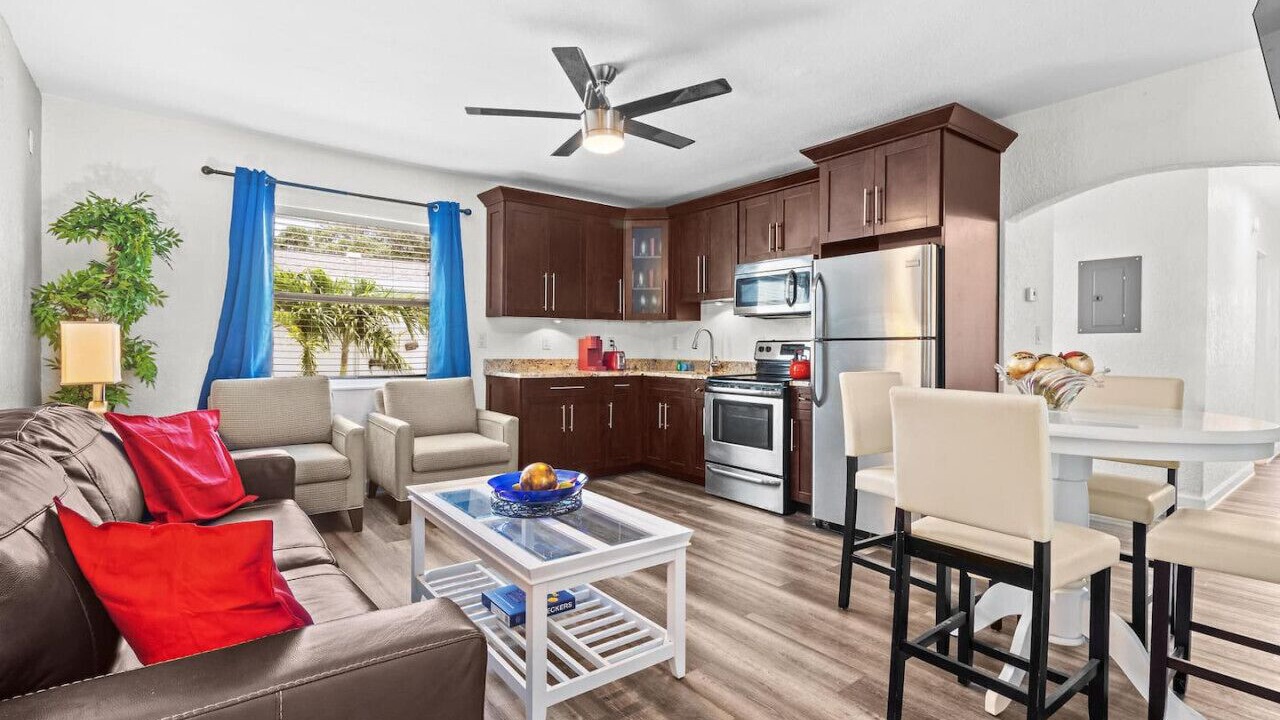 Photo of Livingroom in Madeira Beach