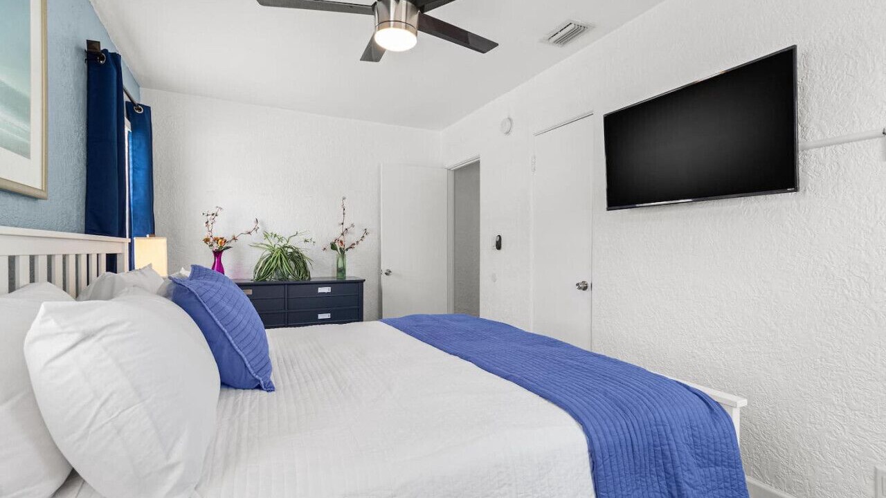 Photo of Bedroom in Madeira Beach
