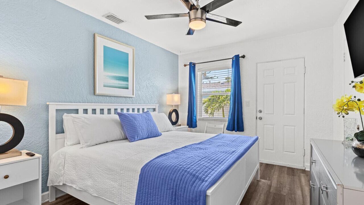 Photo of Bedroom in Madeira Beach